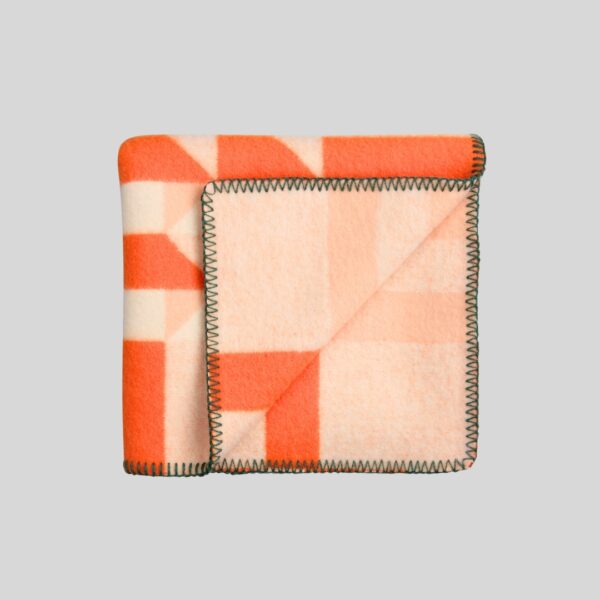 Kvam Orange Half Size
