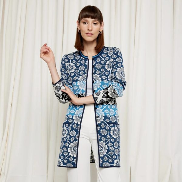 Marit Cardigan White on Blue - M